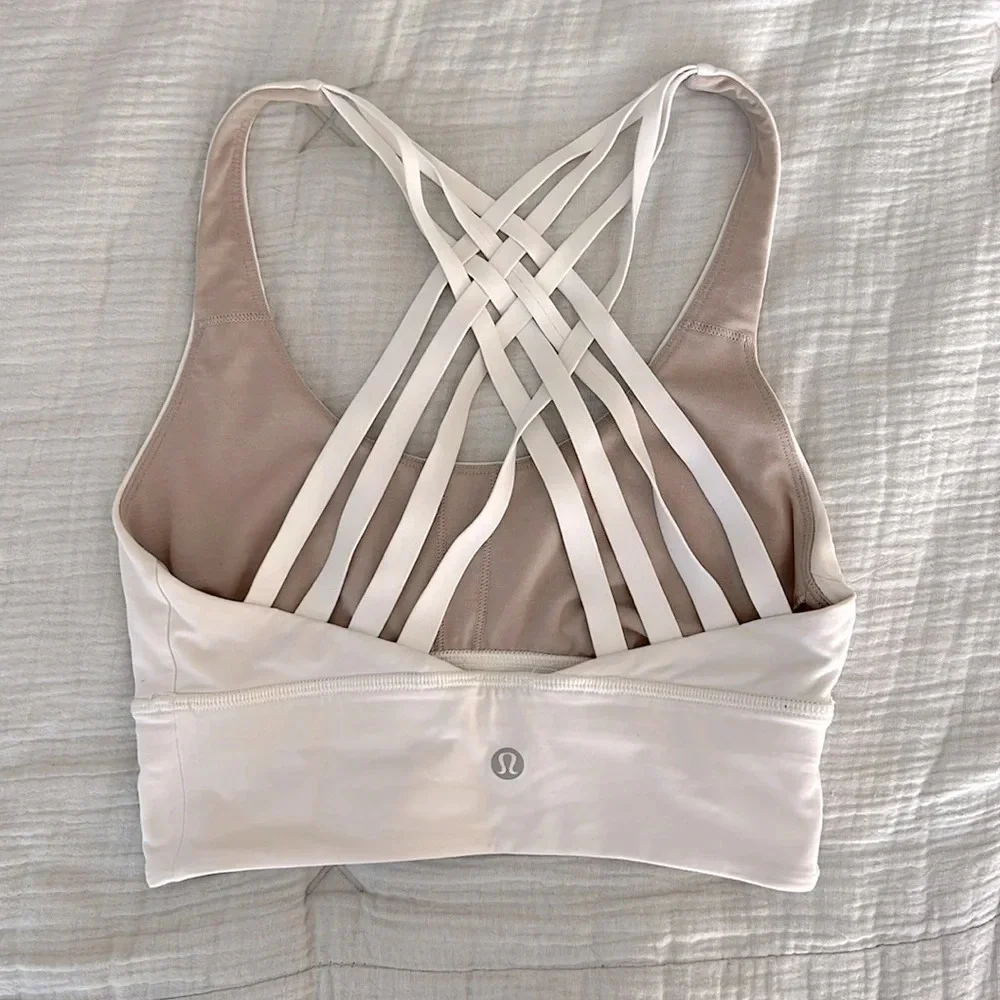 🚫SOLD🚫 Lululemon Free to Be Moved Bra Medium Support, A/B Cup White 2 - Picture 4 of 6